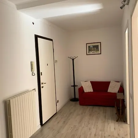 Appartamento Corso Roma דירה לודי
